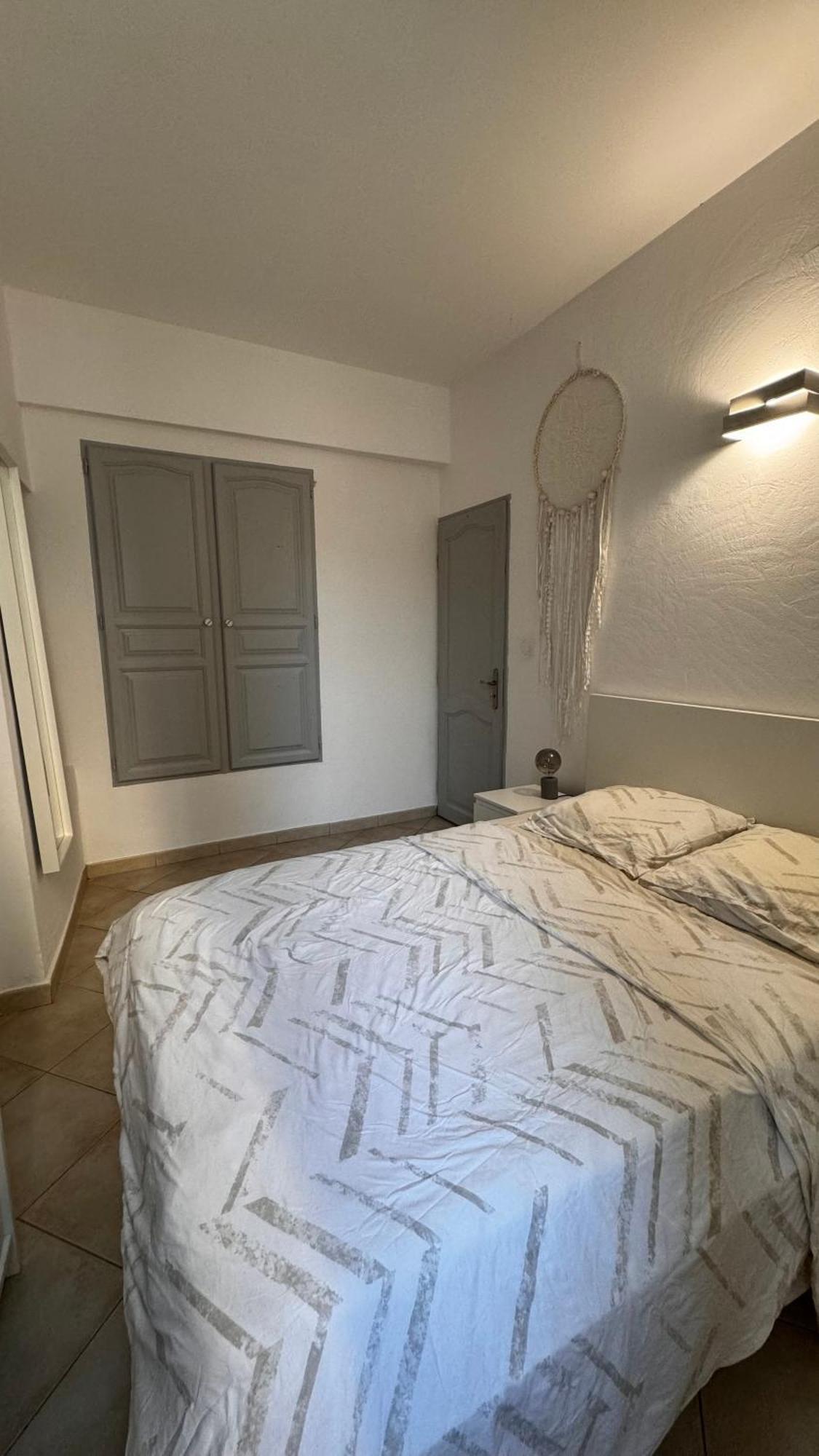 Fabuleux Logement Le Beausset Exterior foto